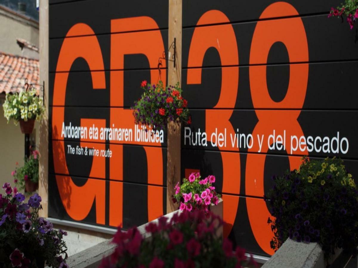 Apartamentos Rurales La Pikurutza Bernedo Bagian luar foto